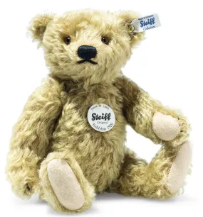 1920 Teddy Bear Replica by Steiff