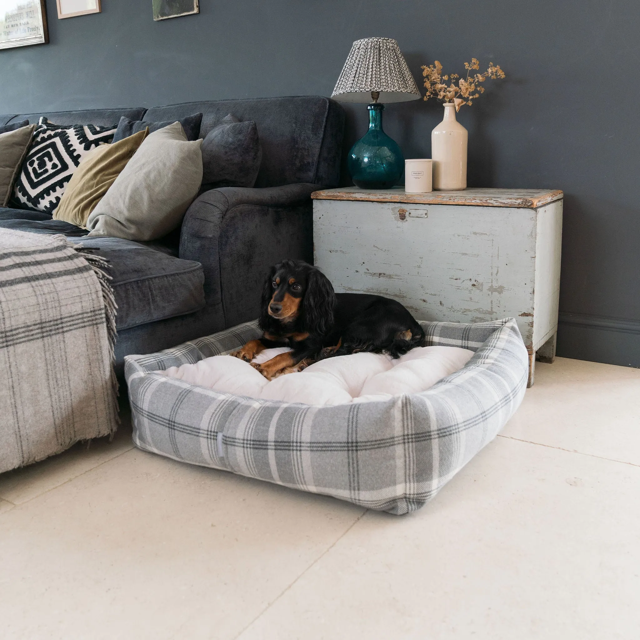 Box Bed in Balmoral Tweed by Lords & Labradors