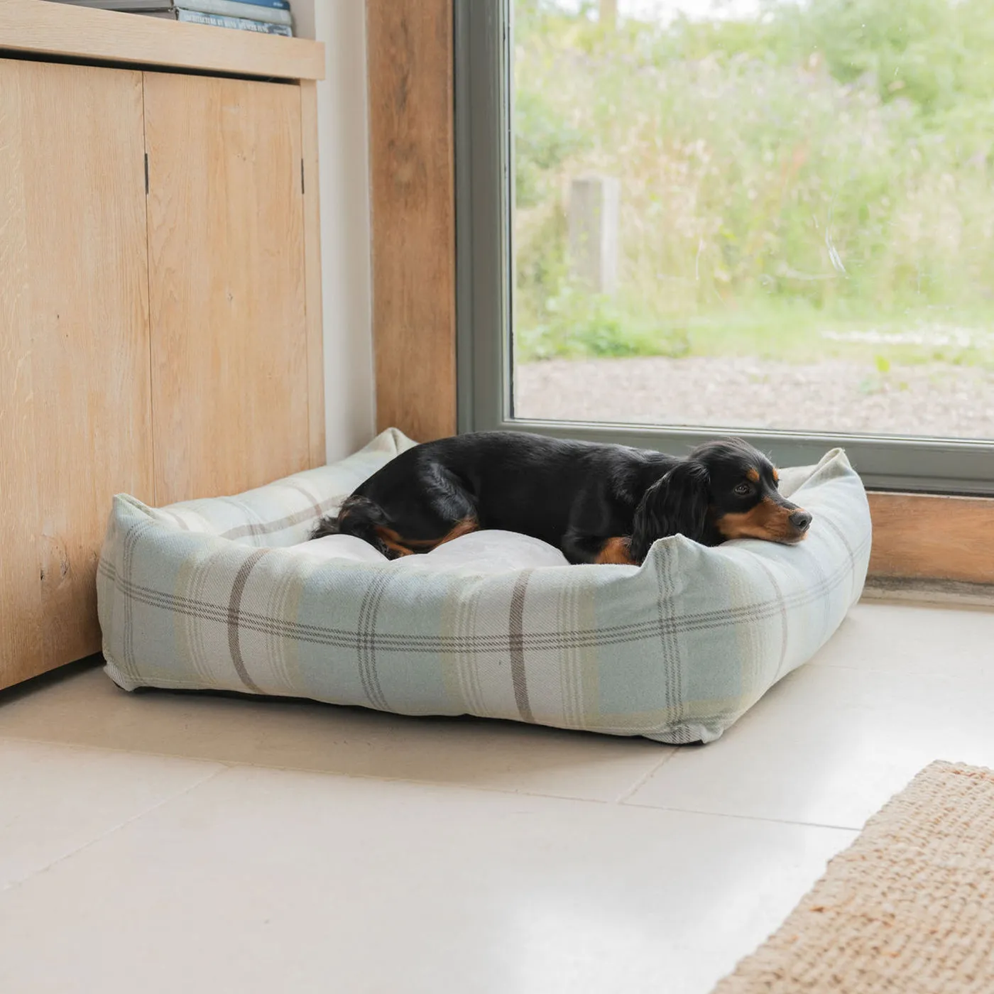 Box Bed in Balmoral Tweed by Lords & Labradors