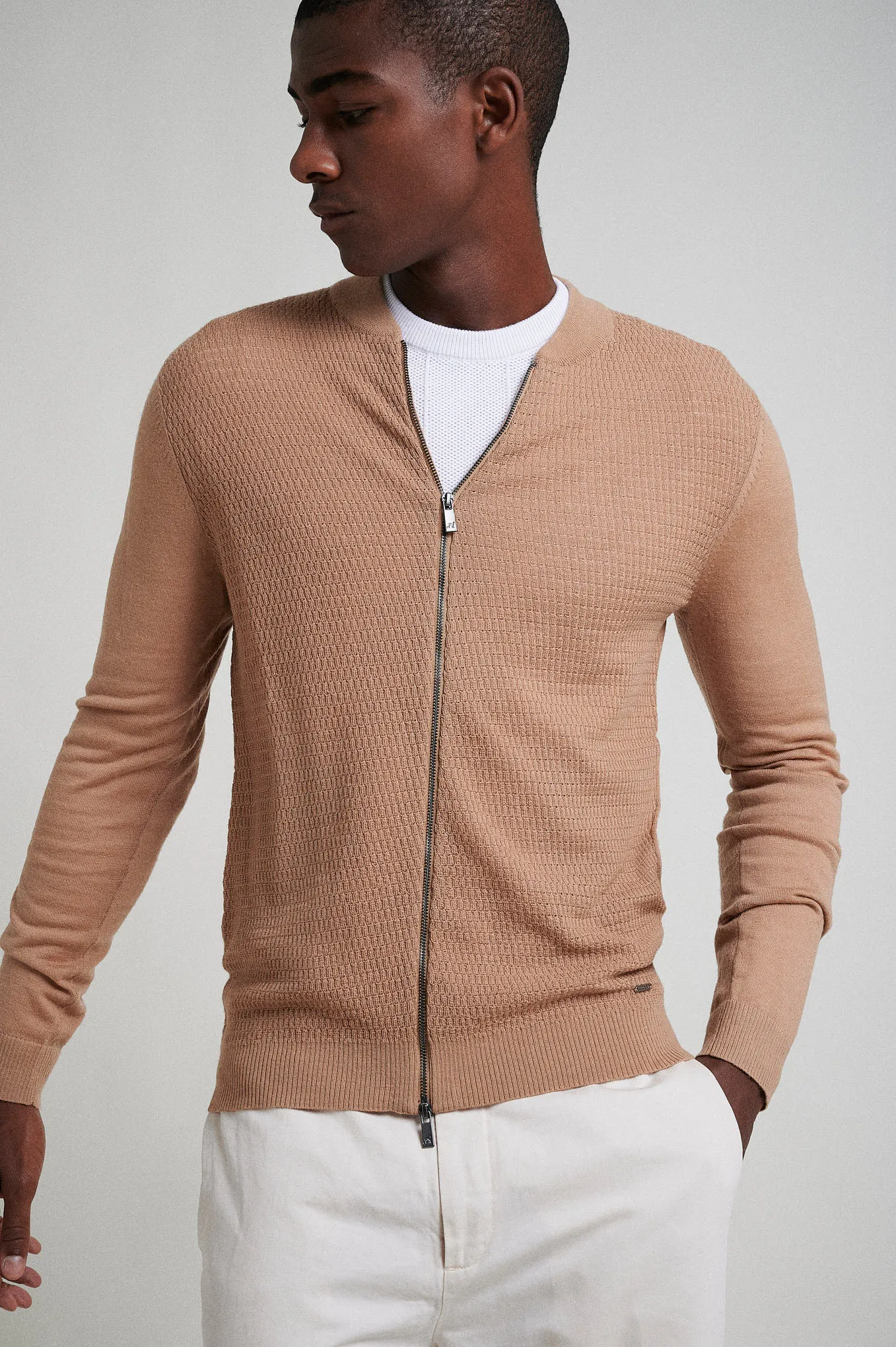 Cardigan in 100% extra fine merino wool