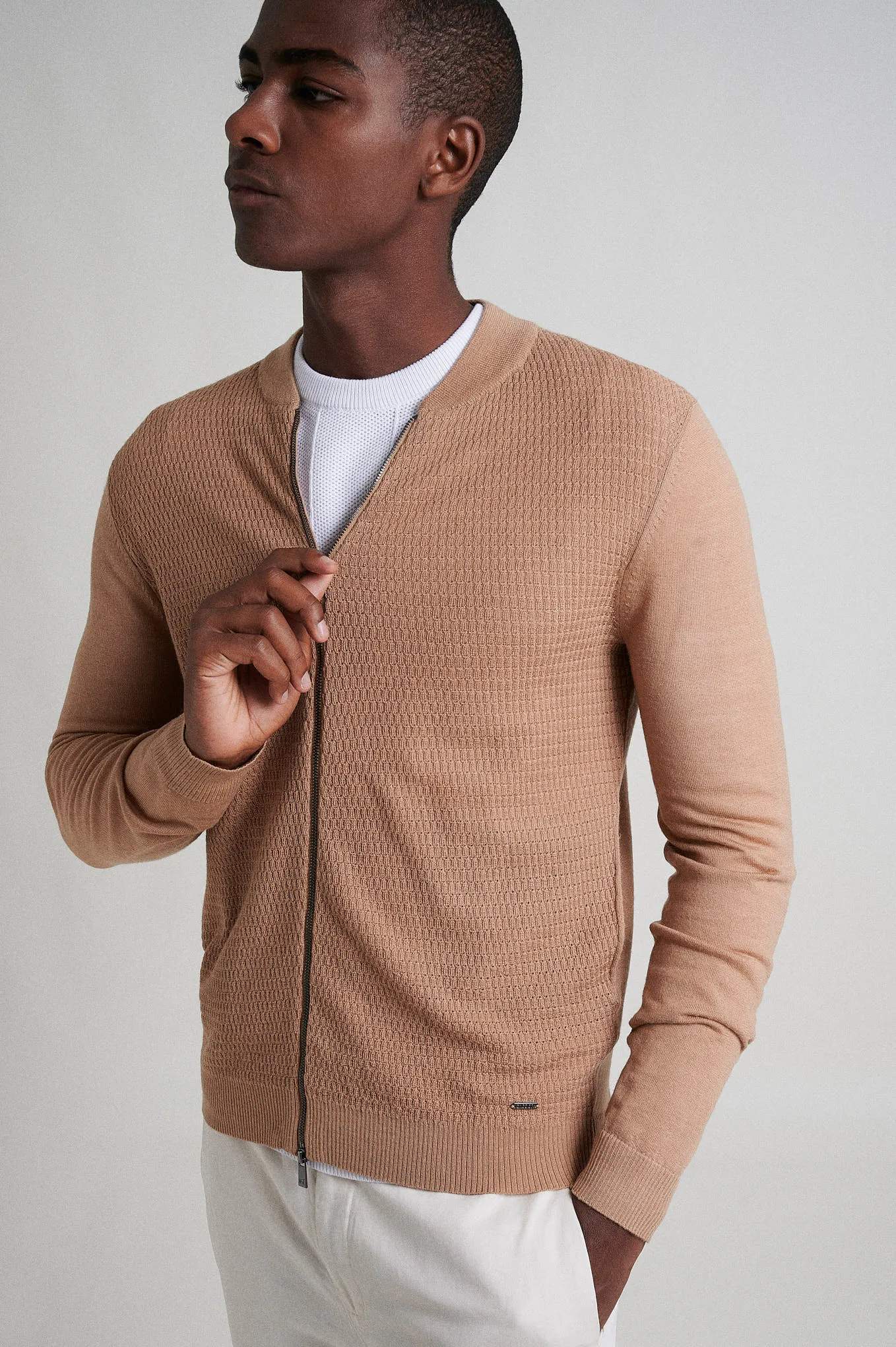 Cardigan in 100% extra fine merino wool