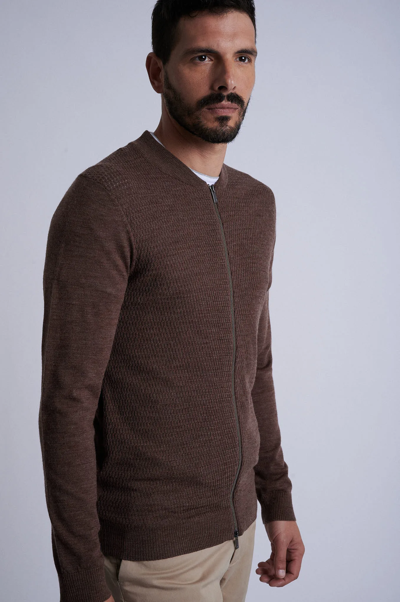 Cardigan in 100% extra fine merino wool