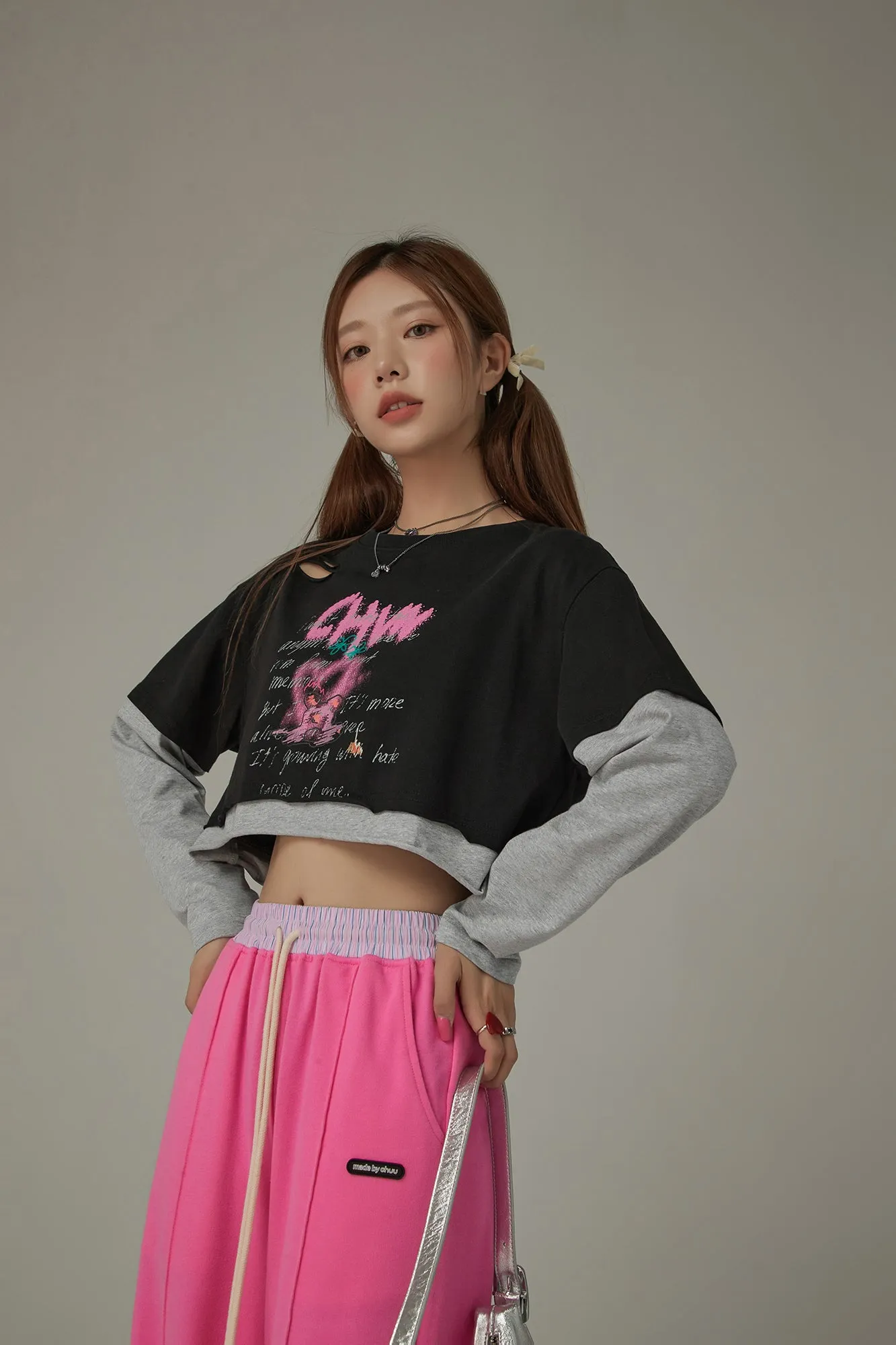 Color Matching Cropped Logo Long-Sleeve T-Shirt