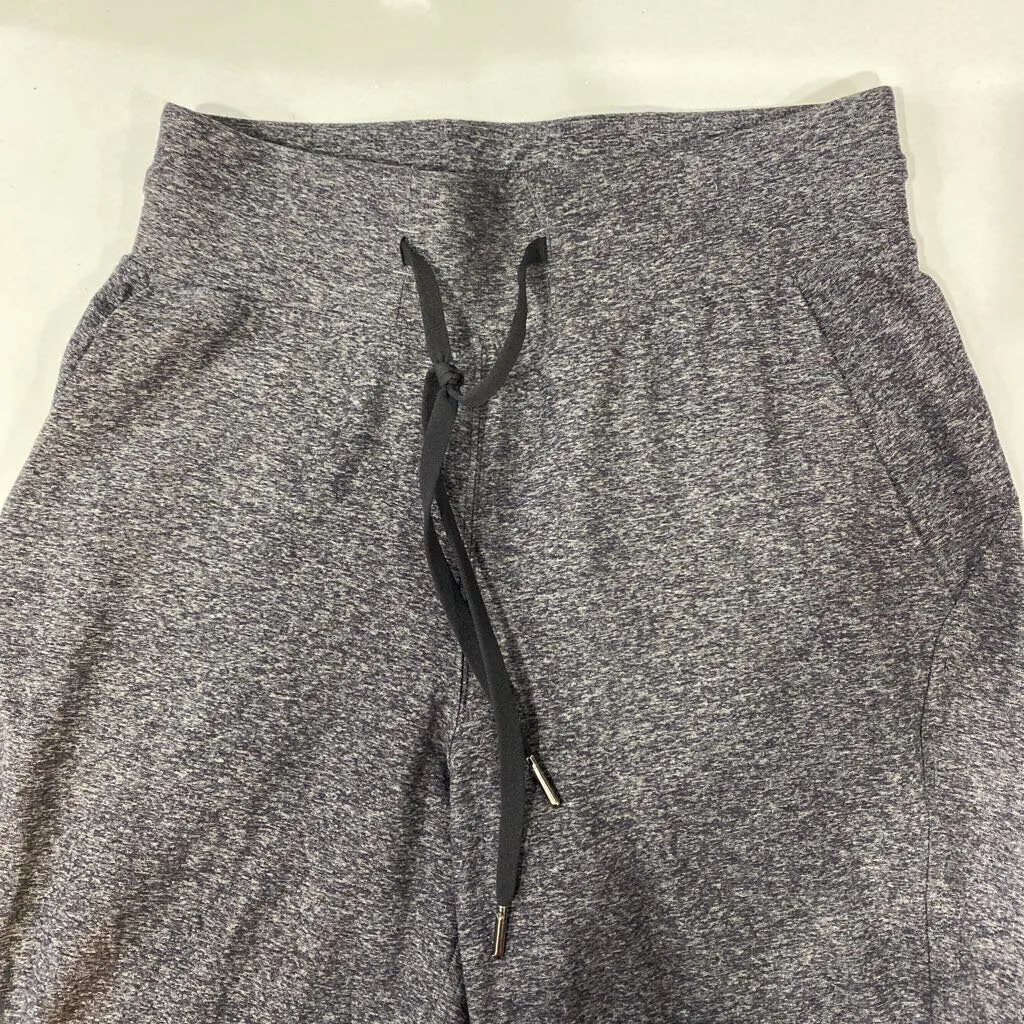 Lululemon light joggers 4